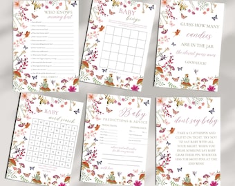 Könnte beinhalten: Ein Satz von sechs druckbaren Babyparty-Spielkarten mit einem floralen Design mit Schmetterlingen und Pilzen. Die Karten beinhalten Spiele wie "Wer kennt Mama am besten", "Baby Bingo", "Errate, wie viele Bonbons", "Baby-Wortsuche", "Baby-Vorhersagen & Ratschläge" und "Sag nicht Baby".