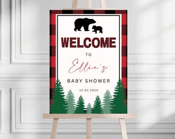 Puede incluir: Bienvenido a la Baby Shower de Ellie, un cartel con fondo de cuadros rojos y negros. El cartel presenta una silueta de una mamá oso y un oso bebé con un bosque de árboles verdes en la parte inferior. La fecha de la ducha es 12.02.2024.