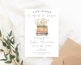 Op de afbeelding: Een witte babyshower-uitnodiging met een stapel boeken die met linten zijn vastgebonden en een boeket bloemen. De tekst luidt "Een nieuw hoofdstuk begint" en "Taylor Alexander".