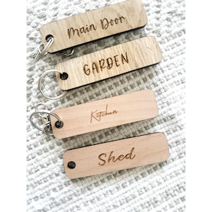 Personalised oak Keyring, Custom Key Fob For Door, Shed, Garage, Flat, Hotel, Air BnB, Wooden Keyring personalised engraving