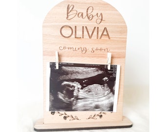 Personalised Pregnancy Announcement Sign with stand | Due Date Plaque l Engraved Baby Scan Frame | Personalised Ultrasound Picture Frame