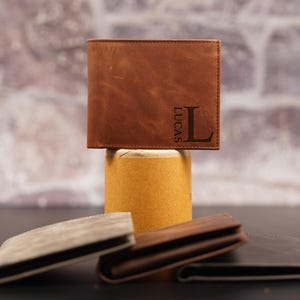 Regalo para adolescente, billetera de cuero personalizada, regalo de graduación para niños, billetera de cuero personalizada, regalo para yerno, regalo para portador de anillos, adolescente.
