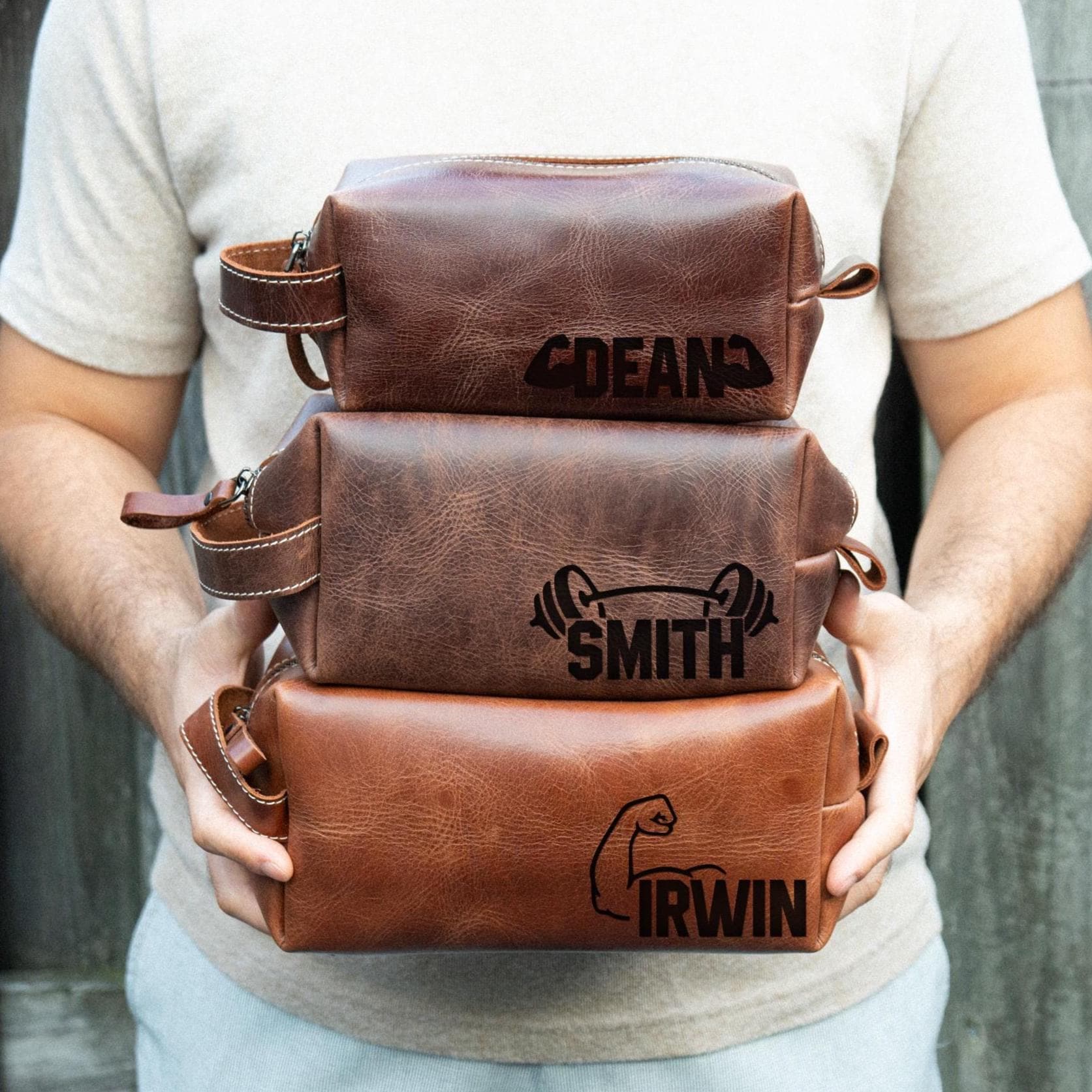 Gift for Bodybuilder, Customized Dopp kit for Gym Enthusiast, Deadlifting Fan, Weight Lifting gifts Toiletry Bag for Powerlifter Husband