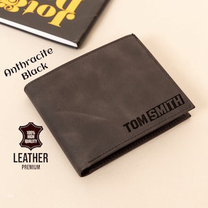 Cartera de cuero negra. Cartera de identificación personalizada. Grabado de foto personalizado para el hombre moderno. Regalo para el Día del Padre, aniversario o regalo único.