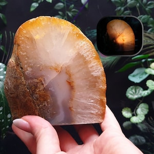 Agate tealight candle holder, untreated, naturall colored agate. Tablelamp/ bedsidetable lamp/crystal agate lamp. #22 Crystal-Sisterhood