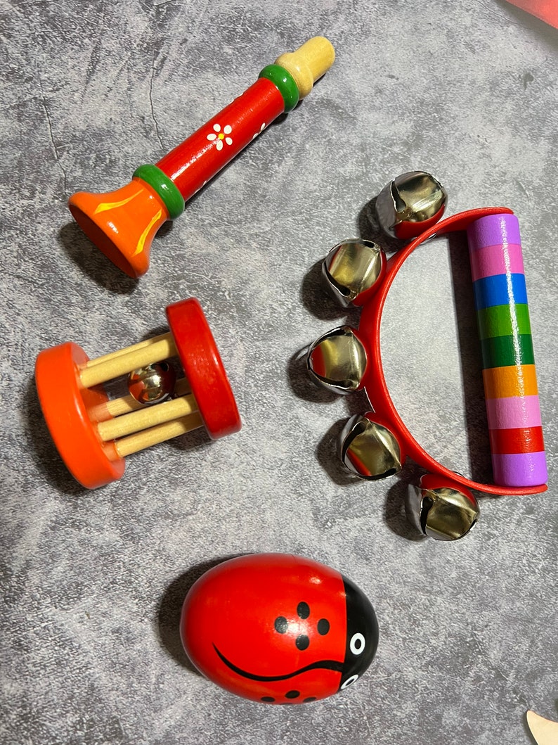 4-teiliges Holzinstrumenten-Set in Rot, Montessori Holzspielzeug-Instrumenten-Kit für Kleinkinder, Baby-Musikinstrument, Musikinstrument, Holzspielzeug Bild 3