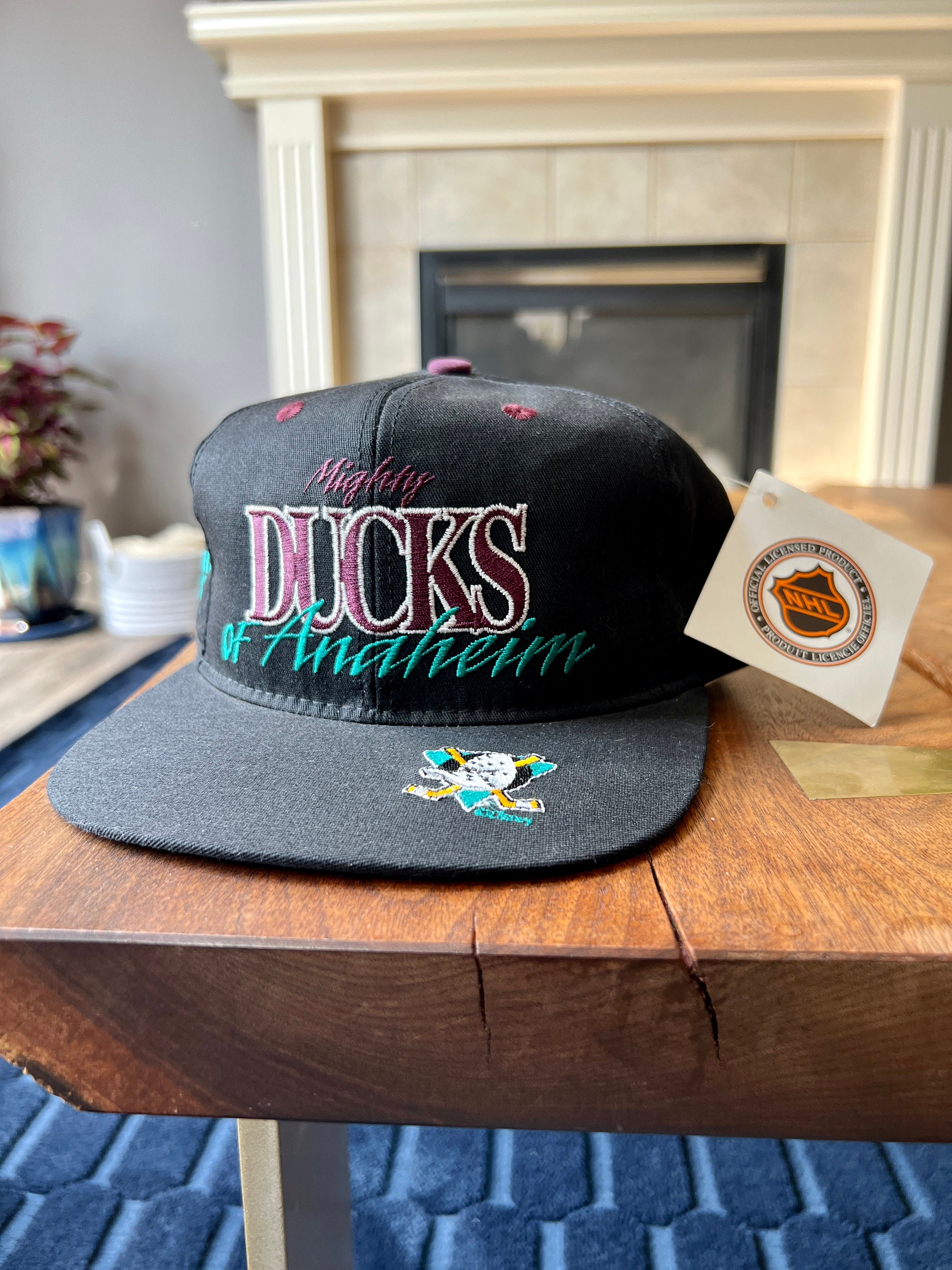 Vintage Anaheim Ducks Snapback Hat Logo 7 NHL Hockey -  Israel