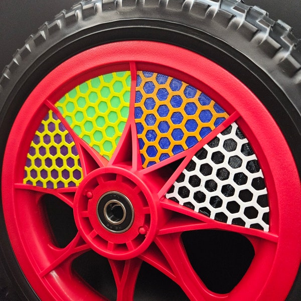 Hexagon Slot Hubcap | Disc Golf Tire Slot Hubcap | Disc Golf Rim Decoration | 12" Wheel Hubcap | 12" Rim Hubcap | Wheel Decoration
