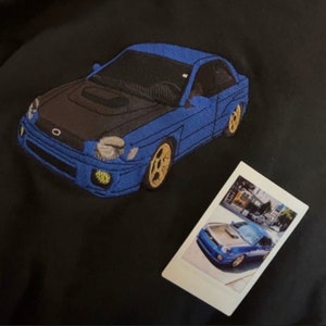 カスタム刺繍パーカー、刺繍カーパーカー、カースウェットシャツ、サプライズギフト、写真から刺繍、車愛好家へのギフト、カスタム服