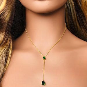 18k ゴールドフィルド Y ネックレス ラリアット ティアドロップ エメラルドグリーン キュービックジルコニア 上品なウォータードロップ ヴィンテージスタイル ミニマリストジュエリー ホリデー