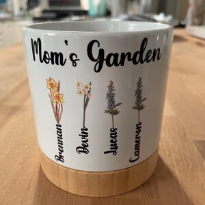 Mother’s Day Gift, Personalized Birth Month Flower Pot, Grandma's Garden Ceramic Planter
