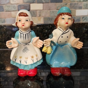 Vintage, 1960s, Pacific, MCM, Netherlands Dutch Boy and Girl Wall Plaques or Counter Figurines – set of two, Rare, Collectible