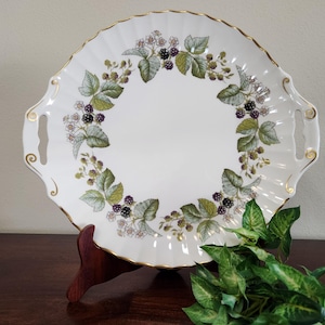 Worcester Lavinia - Etsy