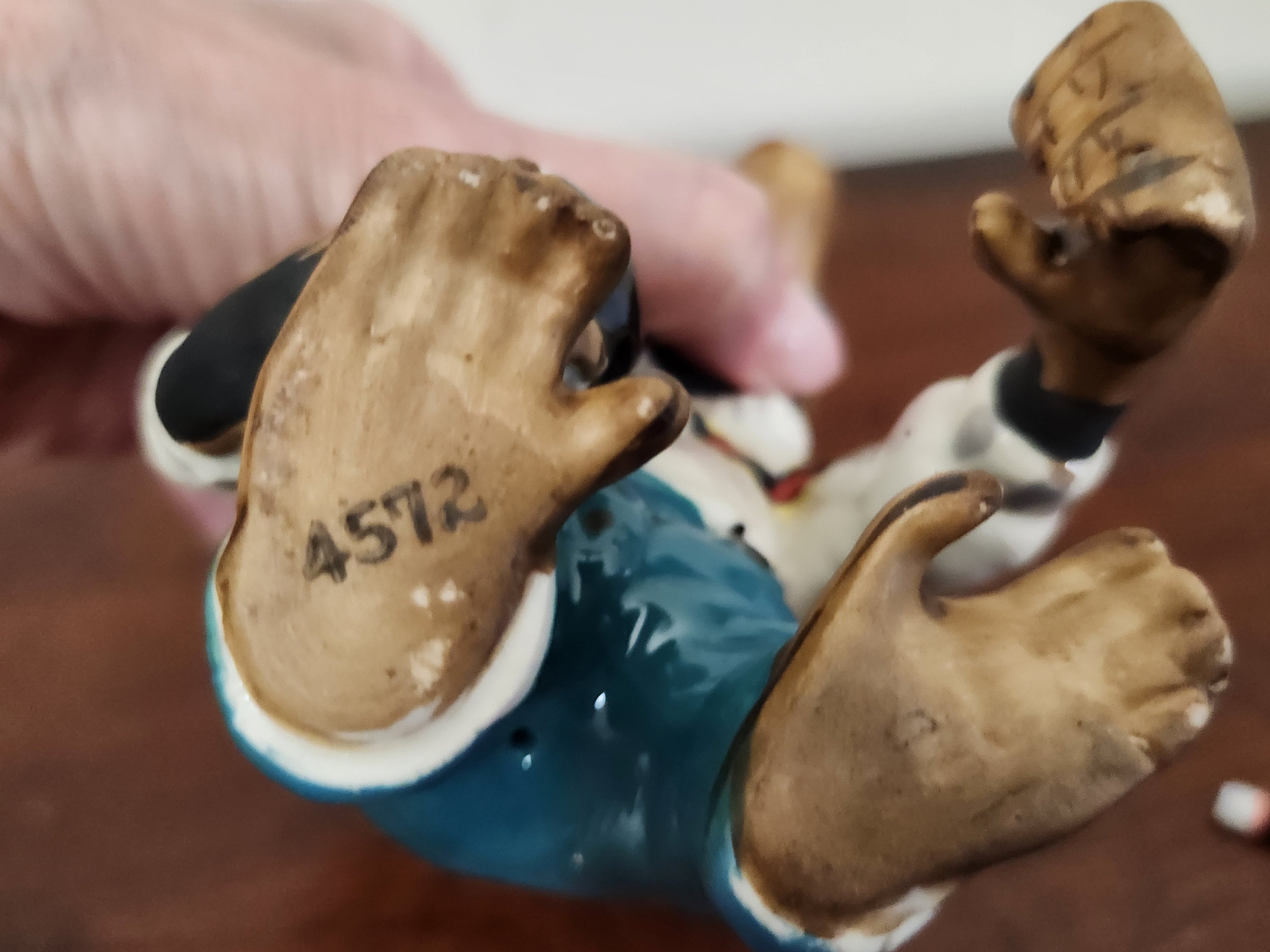 Vintage, 1950s, Japan, Mid Century Modern, Chimpanzee Monkey W / 8 Ball and Pool Stick, Porcelain, Figurine, 4572 Collectible Item 554 - Etsy Vintage, 1950s, Japan, Mid Century Modern, Chimpanzee Monkey W / 8 Ball and Pool Stick, Porcelain, Figurine, 4572 Collectible Item 554 - Etsy