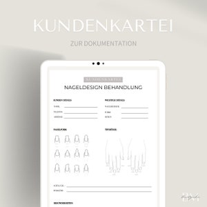 Peut inclure: Une carte client blanche et grise pour les services de conception d'ongles. La carte comprend des sections pour les coordonnées du client, les détails importants, la forme des ongles et la taille des embouts. La carte comprend également une section pour les notes.