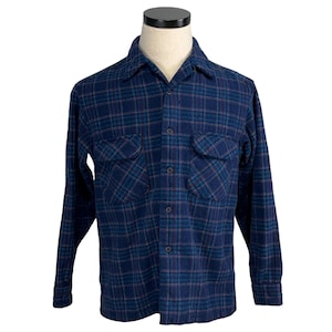 Vintage Pendleton 60&#39;s  Mens Vintage Wool Plaid Shirt Large Blue Red USA