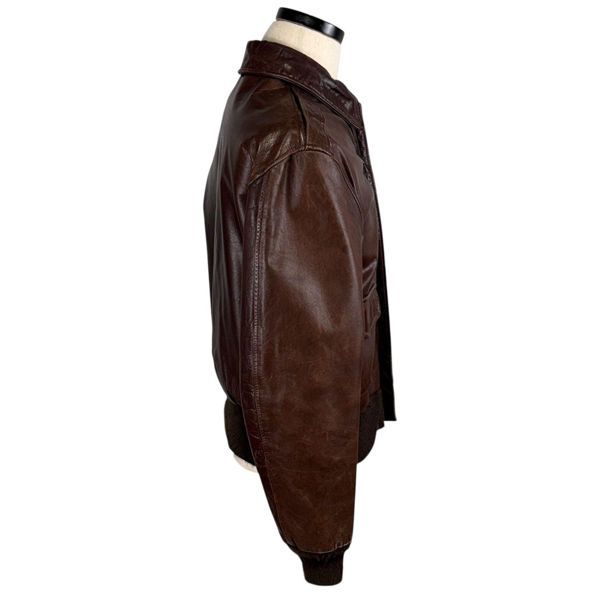 Avirex A-2 Leather Bomber Jacket: US Army Air Forces, Size 40