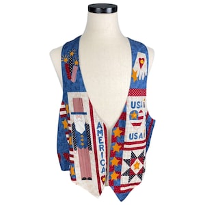 Vintage 80s Large Patriotic Quilted Vest With Americana Design