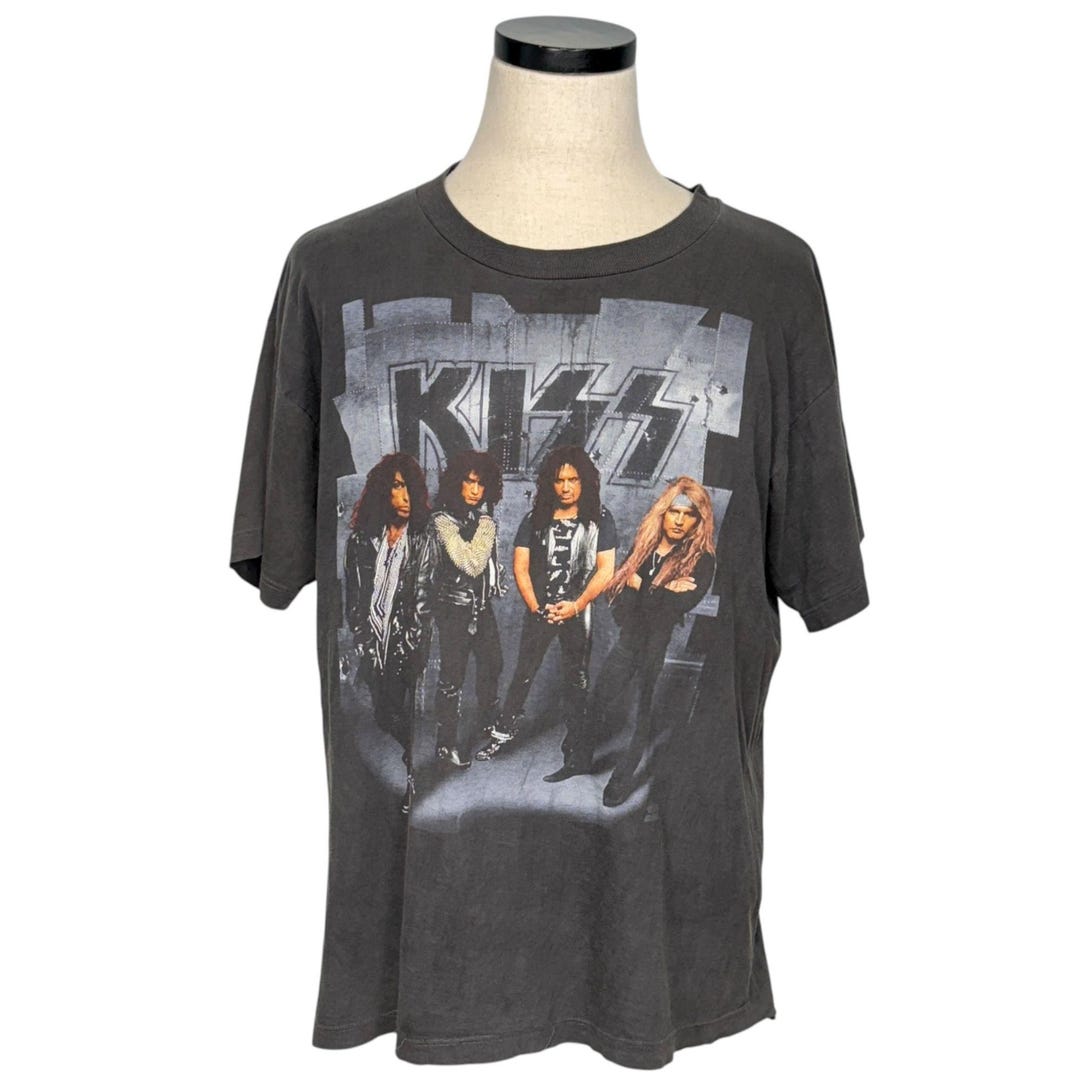 Vintage 90s KISS Revenge Tour Graphic T-shirt Extra Large Black