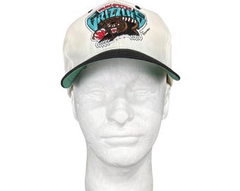 Vintage 90s Vancouver Grizzlies NBA Licensed Snapback Hat By Competitor White & Black Adjustable Cap