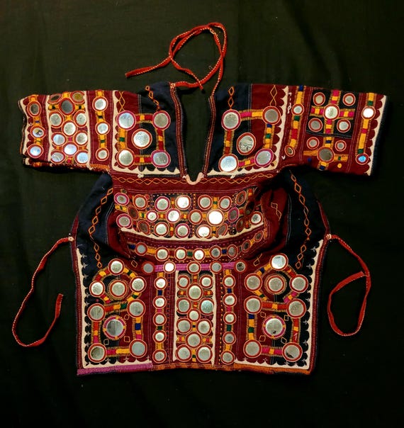 ヴィンテージ刺繍コットン「カチャリ」ブラウス、20世紀中頃、南インド 