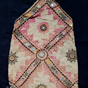 Borsa da dote antica ricamata, Rajasthan o Kutch, India