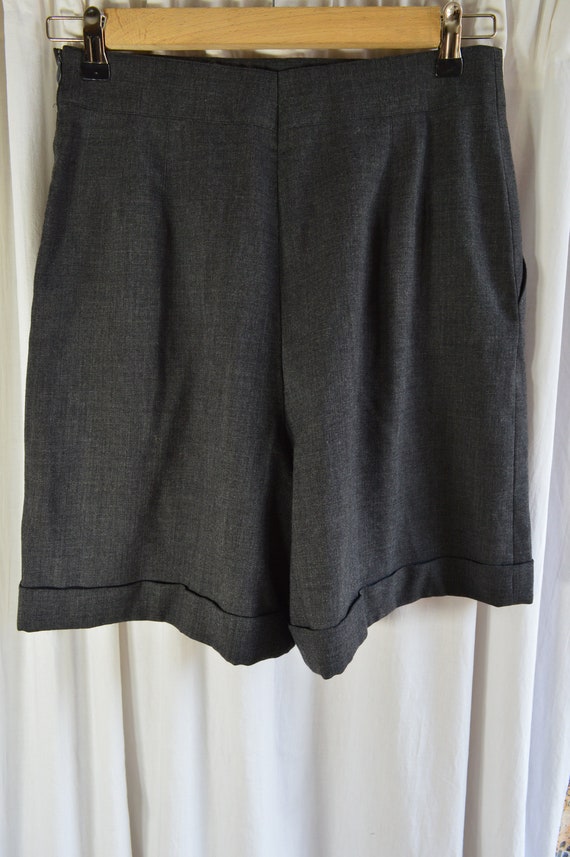 vintage escada shorts gray wool shorts gold butto… - image 4