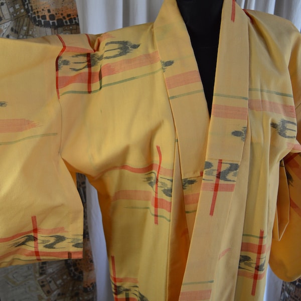 vintage authentic japanese kimono print pattern unique kaftan robe vintage onesize oversize