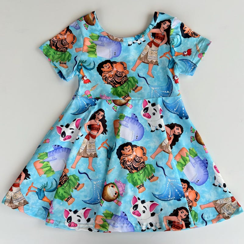 Deluxe Moana 2 Girls Costume main image 1