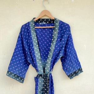 Vintage Silk Kimono, Crepe Silk Kimono, Boho Loungewear Kimono, Bathrobe, Printed Silk Sari Robe, Long Silk Robe, Bridesmaid Robe, Gifts
