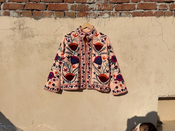 Handmade Suzani Embroidery Jacket, Winter Wear Jacket Coat, Women's Coat, Suzani Short Jacket, TNT Fabric Suzani Jacket, Robe, Gifts For Her