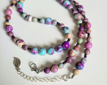 Collier galaxie en jaspe sédiments marins : pierres précieuses ajustables