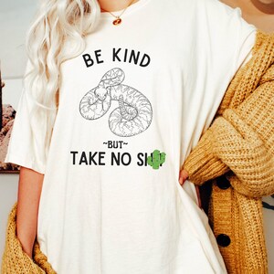 Be Kind Snake Sarcastic Quote Boho Grunge Graphic Tshirt | Oversized Comfort Colors Shirt Women, Gift for Her, Cool Aunt, Mom, Girlfriend