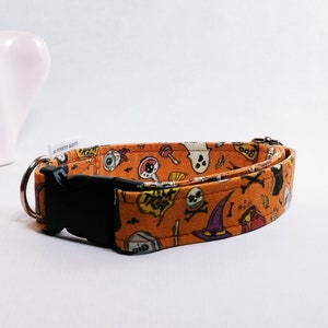 Handmade Halloween Dog Collar: Adjustable with Witches & Ghosts. Solded D-Ring, Trendy Fun Gift for Pets. MiPerritoAlfito.