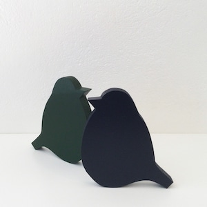 pic poc tiny bird of color in wood thickness 15 mm handcrafted to affix against a surface to decorate alone or in a cloud.