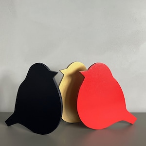 pic poc small colored bird in wood 10 mm thick to affix against a surface to decorate alone or in a cloud made by hand.