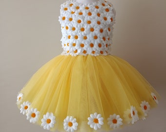 Daisy detailed girl's dress