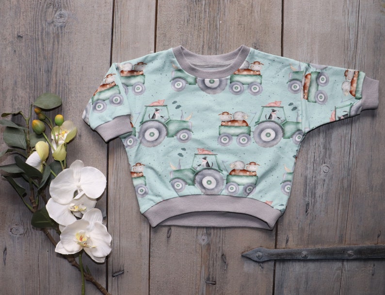 Lüddjen Sweater / pullover oversized with tractor for babies and toddlers image 1