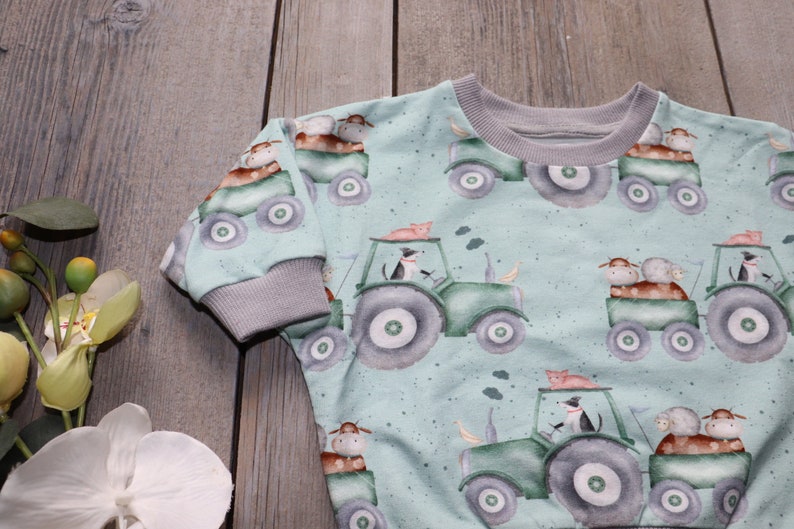 Lüddjen Sweater / pullover oversized with tractor for babies and toddlers image 2