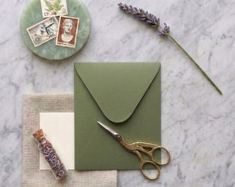 Sobres texturizados / 13 x 18 cm (5 x 7 pulgadas) / Apertura vertical u horizontal / Papelería colorida para tarjetas e invitaciones