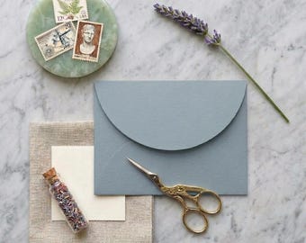 Sobre horizontal elegante / 11 x 16 cm / Papelería colorida para tarjetas e invitaciones