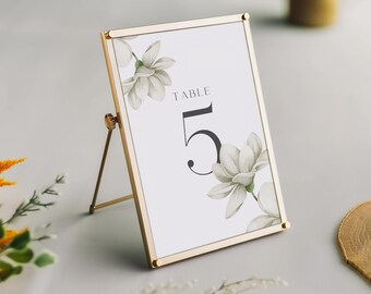 Números de mesa florales para bodas: Diseño de corona de flores imprimible