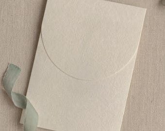 Sobre vertical elegante / 11 x 16 cm / Papelería colorida para tarjetas e invitaciones