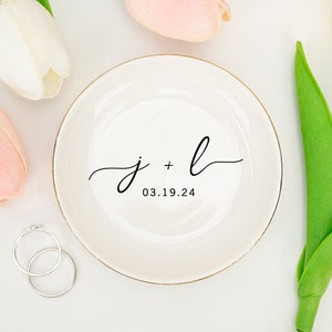 Wedding Gifts for Couple, Personalized Ring Dish, Couples Gift, Bridal Shower Gift, Personalized Engagement Gift for Bride, Ring Dish