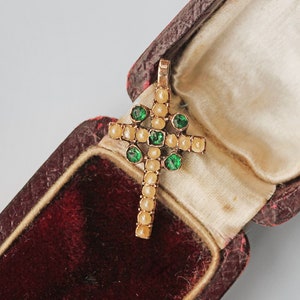 Antique georgian seed pearl & emerald crucifix pendant, in 14 carat rose gold