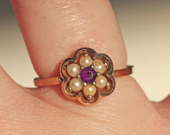 Vintage pearl and amethyst flower ring, in 9 carat rose gold