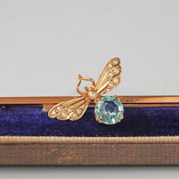 Antique edwardian bug fly insect bar brooch aquamarine and seed pearls, in 9 carat gold