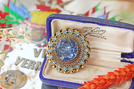 Vintage aquamarine blue glass filigree brooch, wi… - image 2