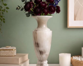 Handgefertigte Vase aus weißem Marmor | Klassische, aus Stein geschnitzte Vase | Elegante, individuell gestaltbare Wohndekoration