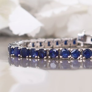 Natural Blue Sapphire Bracelet, Tennis Bracelet ,Blue Gemstone Bracelet, Round cut Bracelet, Sapphire Jewelry, Personalized Gifts for her